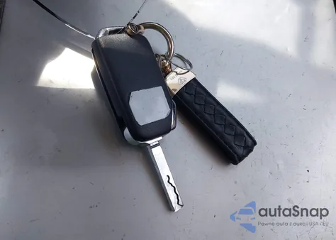 2020 Kia Forte Lxs z USA, uszkodzony, nr VIN 3KPF24AD5LE239634